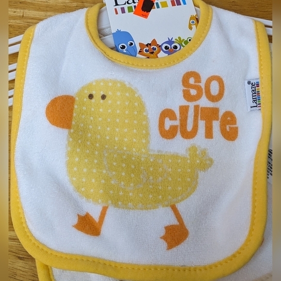 New duck and friends gift set hooded towel washcloths bibs socks blankie, T8MIS - Picture 4 of 4
